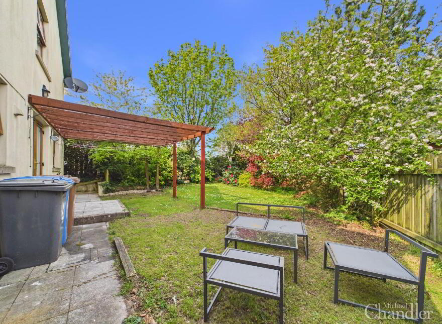 4 Grand Jury Court, Saintfield, BT24 7LD