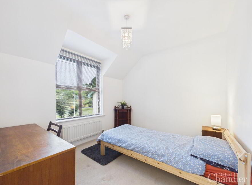 4 Grand Jury Court, Saintfield, BT24 7LD