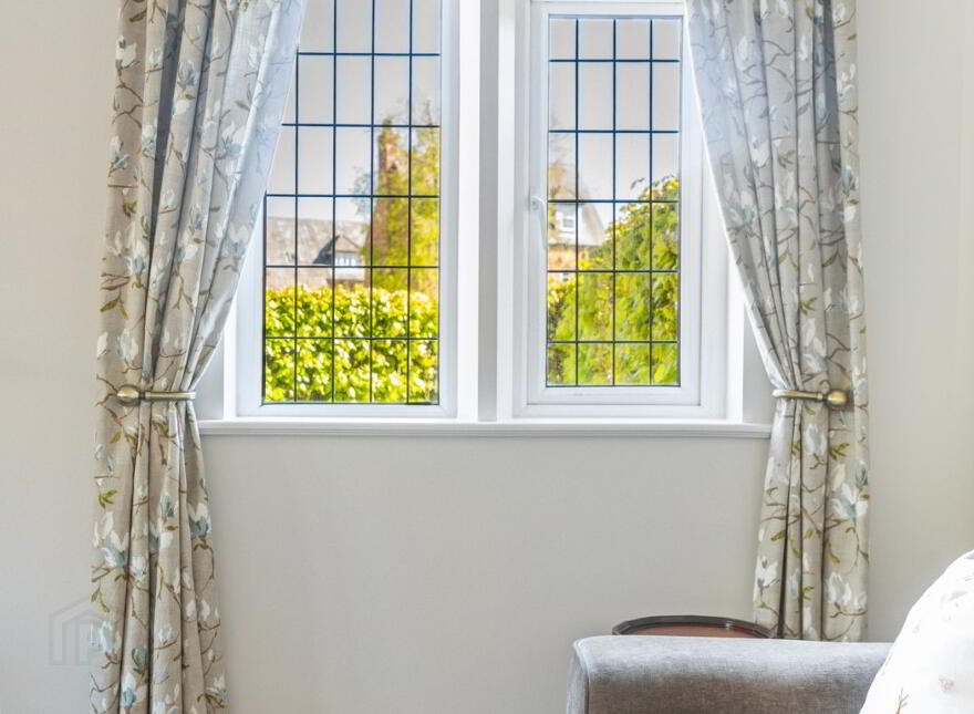 Tethers End, 28 Governors Gate Crescent, Royal Hillsborough, BT26 6FG