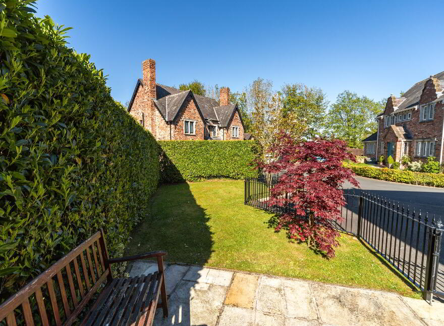 Tethers End, 28 Governors Gate Crescent, Royal Hillsborough, BT26 6FG