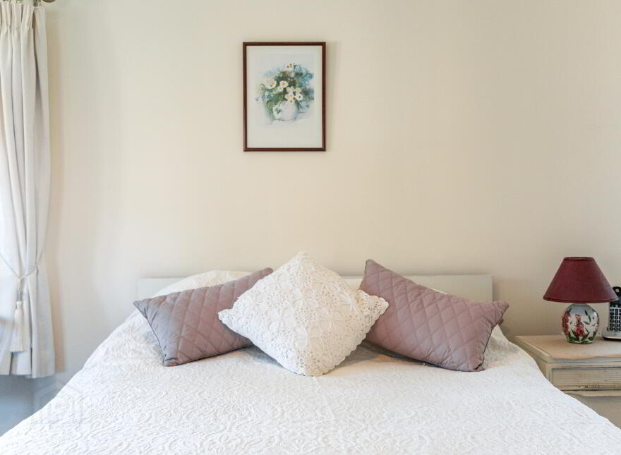 Tethers End, 28 Governors Gate Crescent, Royal Hillsborough, BT26 6FG