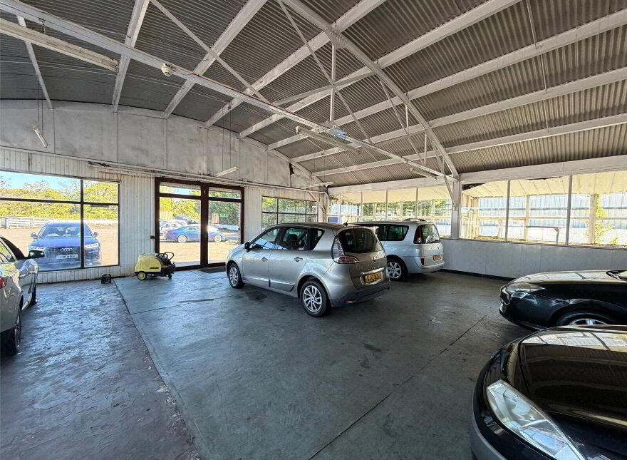 Unit B, 1 Glenshesk Road, Ballycastle, BT54 6QJ