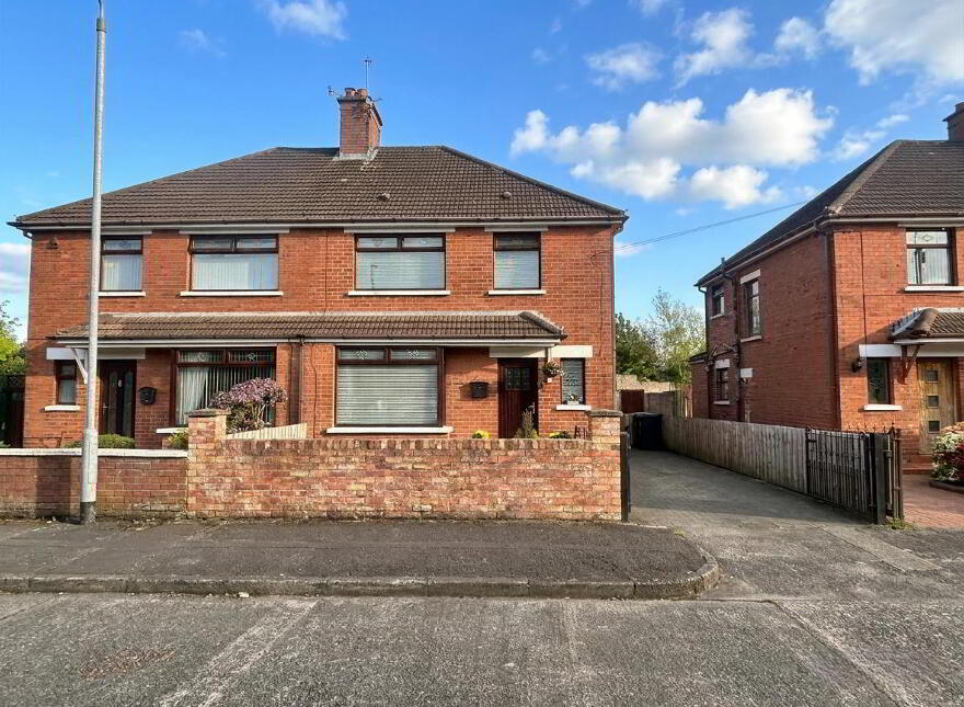 65 Dunkeld Gardens, Belfast, BT14 6NT