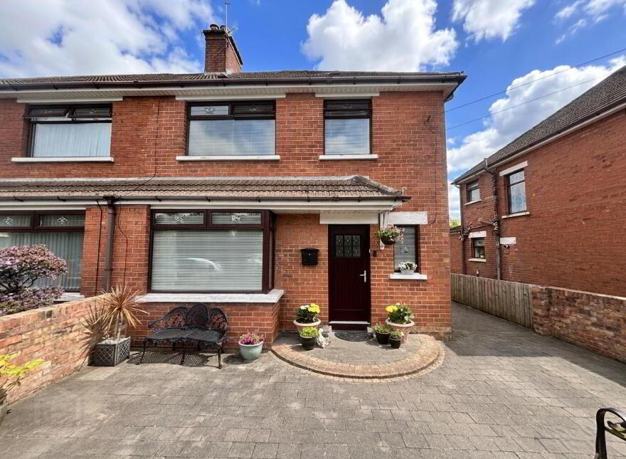 65 Dunkeld Gardens, Belfast, BT14 6NT