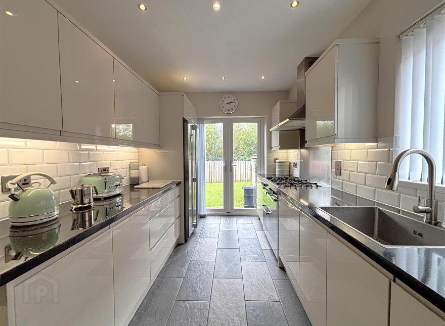 65 Dunkeld Gardens, Belfast, BT14 6NT