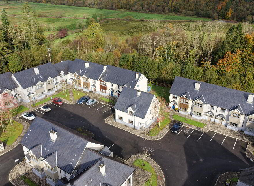 28 O'Carolan's Court, Kilronan, Ballyfarnon, Boyle, F52XK31