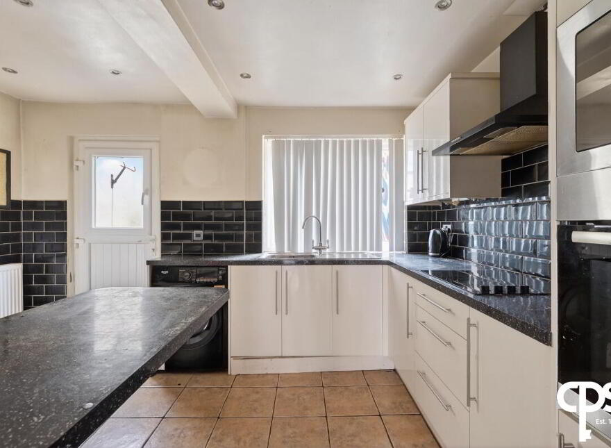 26 Rockview Street, Belfast, BT12 6JQ