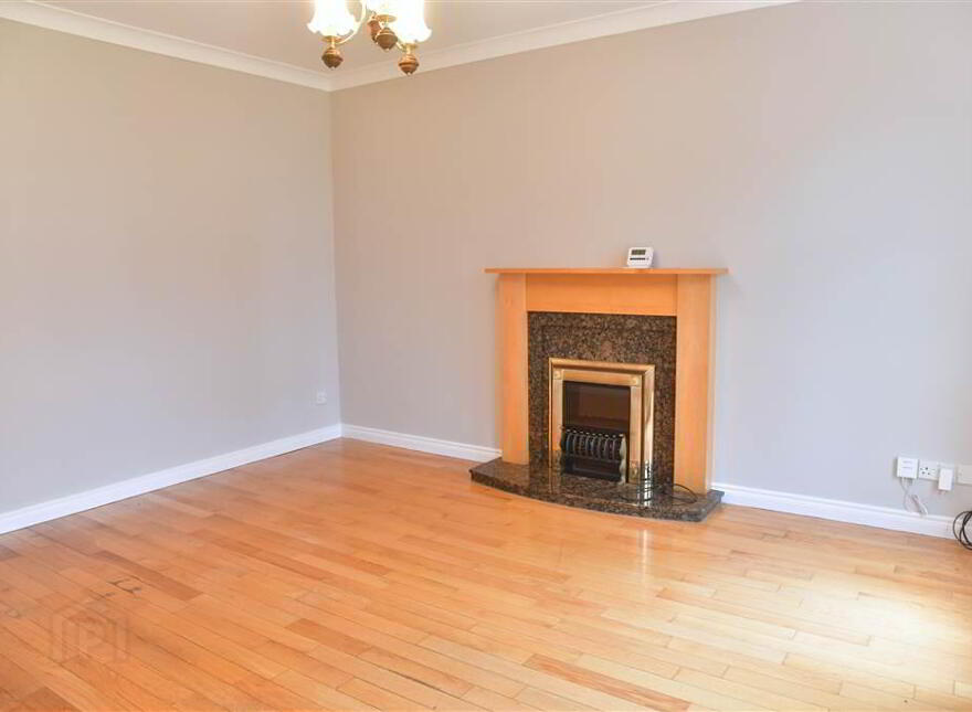 28 Tullymore Dale, Broughshane, Ballymena, BT43 7DD