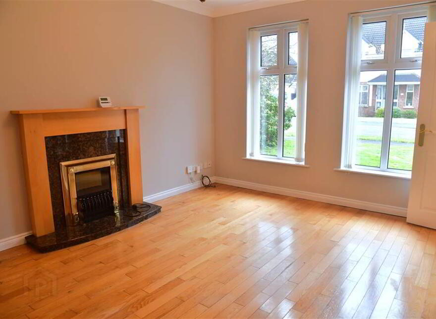 28 Tullymore Dale, Broughshane, Ballymena, BT43 7DD