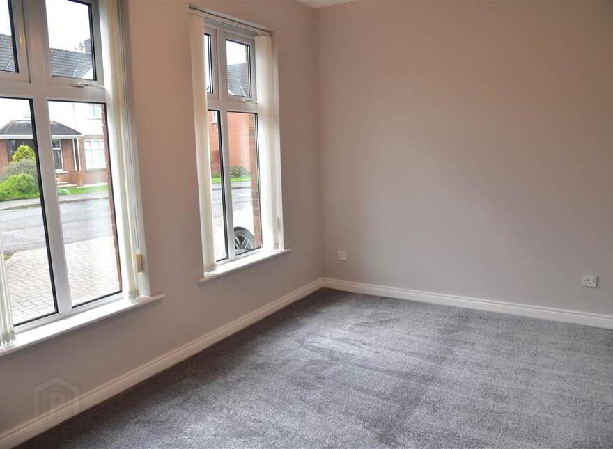 28 Tullymore Dale, Broughshane, Ballymena, BT43 7DD