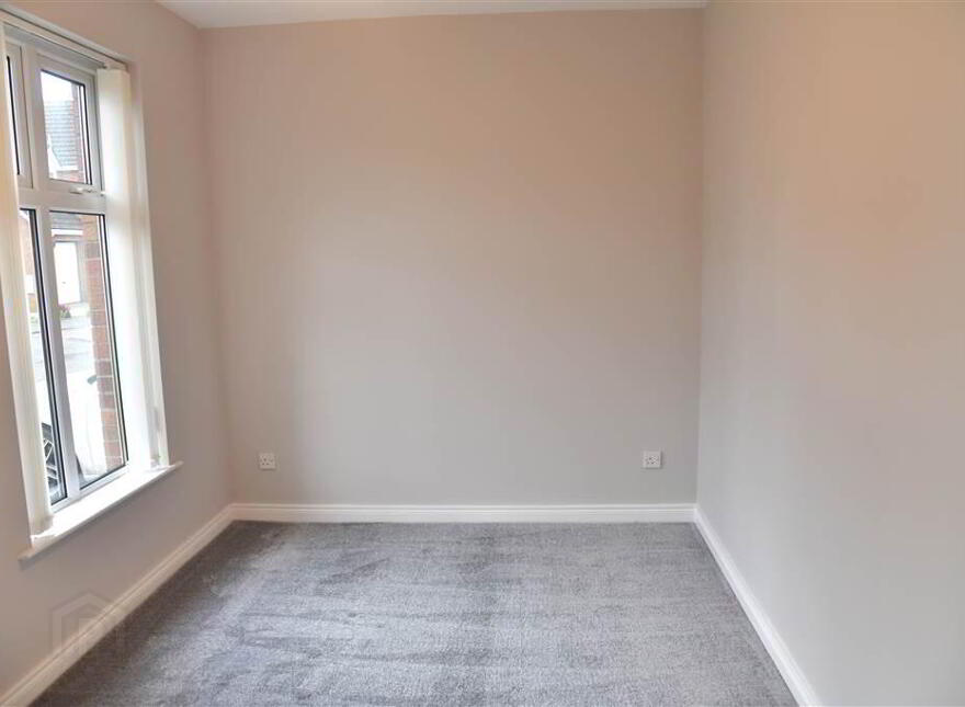 28 Tullymore Dale, Broughshane, Ballymena, BT43 7DD