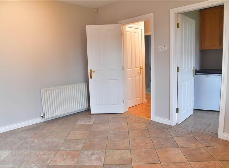 28 Tullymore Dale, Broughshane, Ballymena, BT43 7DD