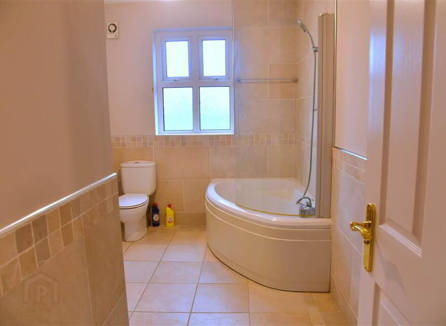 28 Tullymore Dale, Broughshane, Ballymena, BT43 7DD
