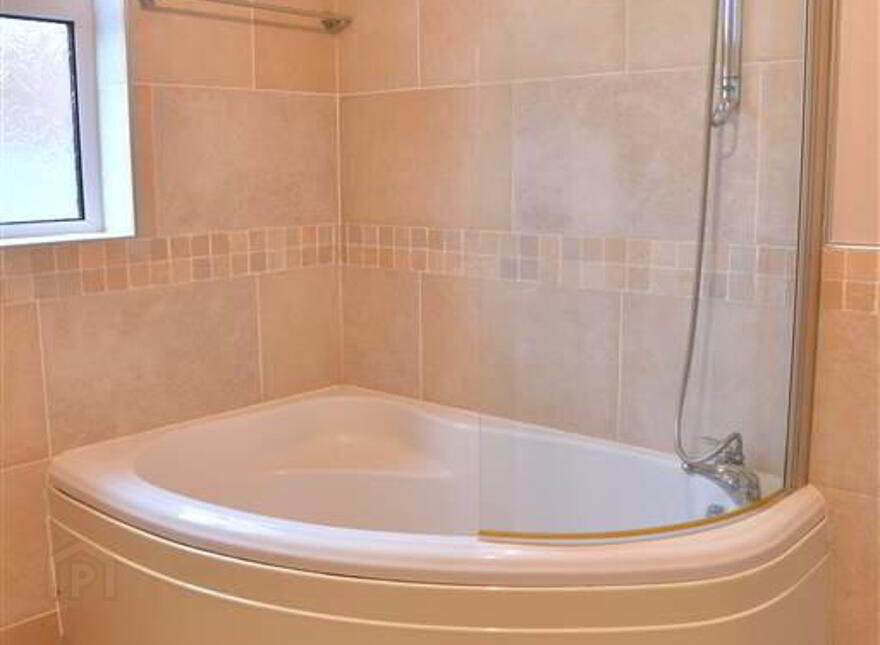 28 Tullymore Dale, Broughshane, Ballymena, BT43 7DD
