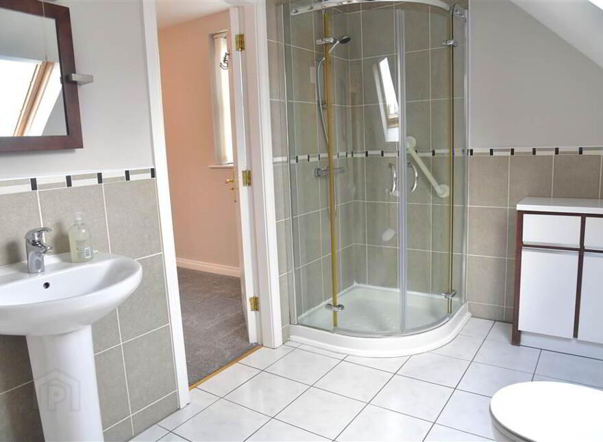 28 Tullymore Dale, Broughshane, Ballymena, BT43 7DD