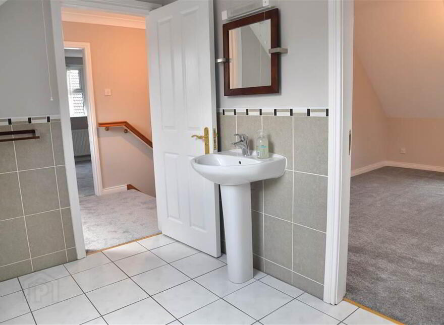 28 Tullymore Dale, Broughshane, Ballymena, BT43 7DD
