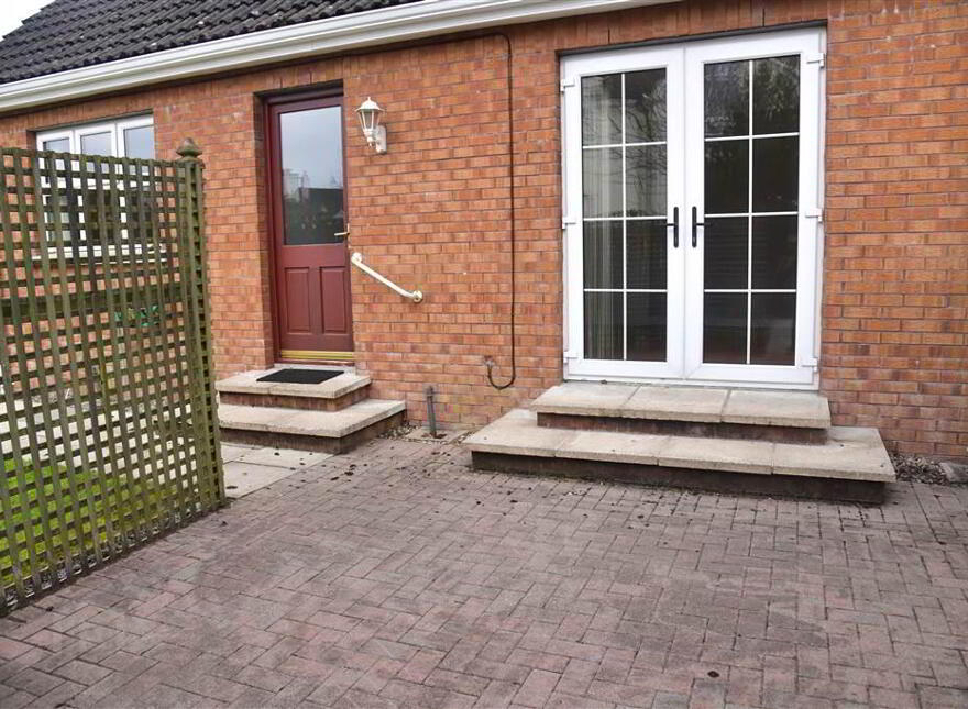 28 Tullymore Dale, Broughshane, Ballymena, BT43 7DD