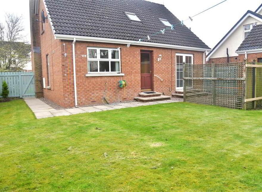 28 Tullymore Dale, Broughshane, Ballymena, BT43 7DD