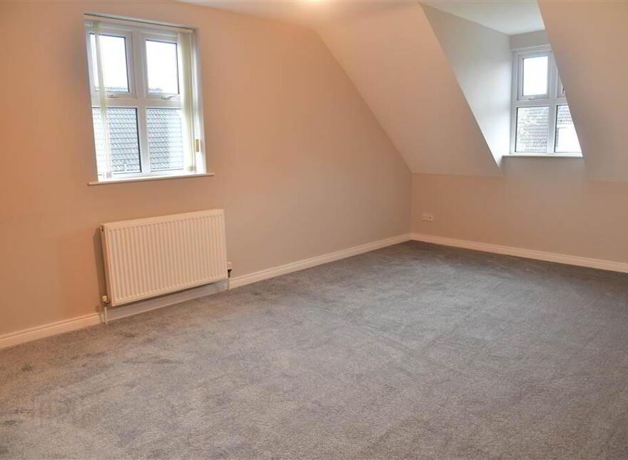 28 Tullymore Dale, Broughshane, Ballymena, BT43 7DD