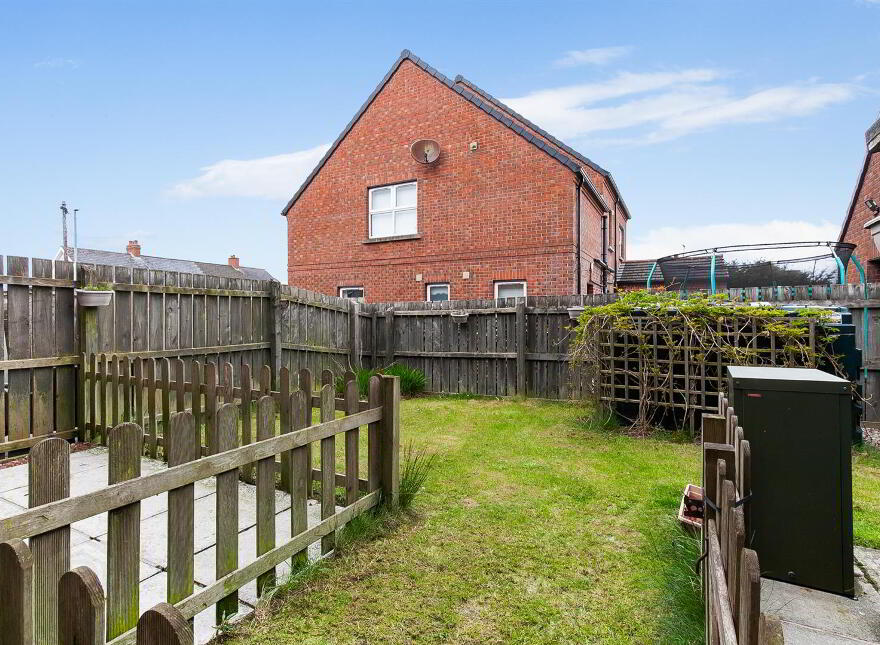 2 Jubilee Drive, Ballyrobert, Ballyclare, Newtownabbey, BT39 9LA