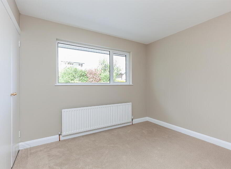 8 Gortin Way, Galgorm, Ballymena, BT42 2ND