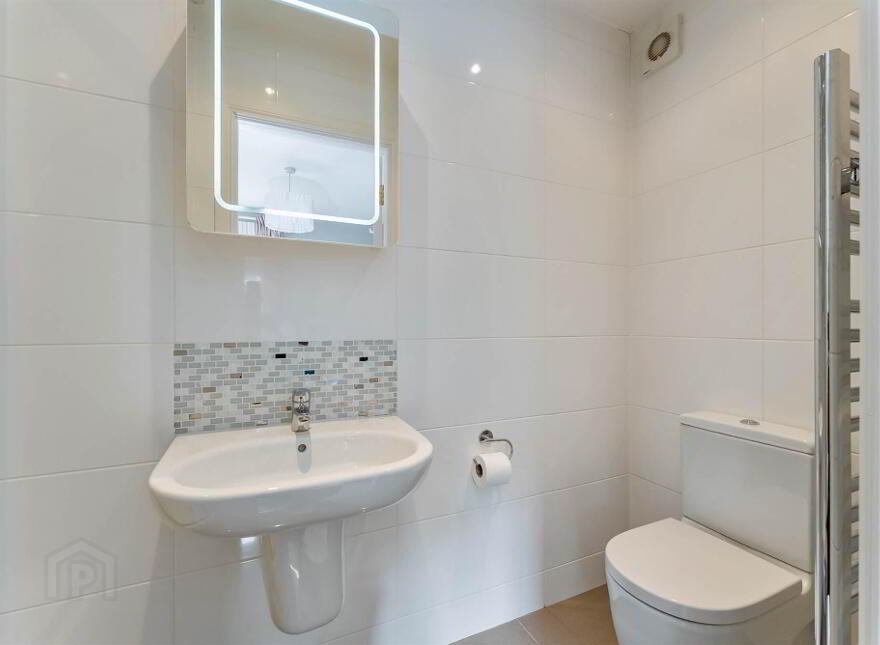 127 Ballantine Gardens, Lisburn, BT27 5FJ