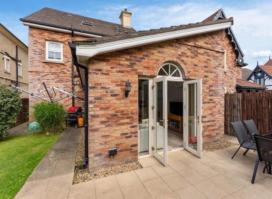 127 Ballantine Gardens, Lisburn, BT27 5FJ
