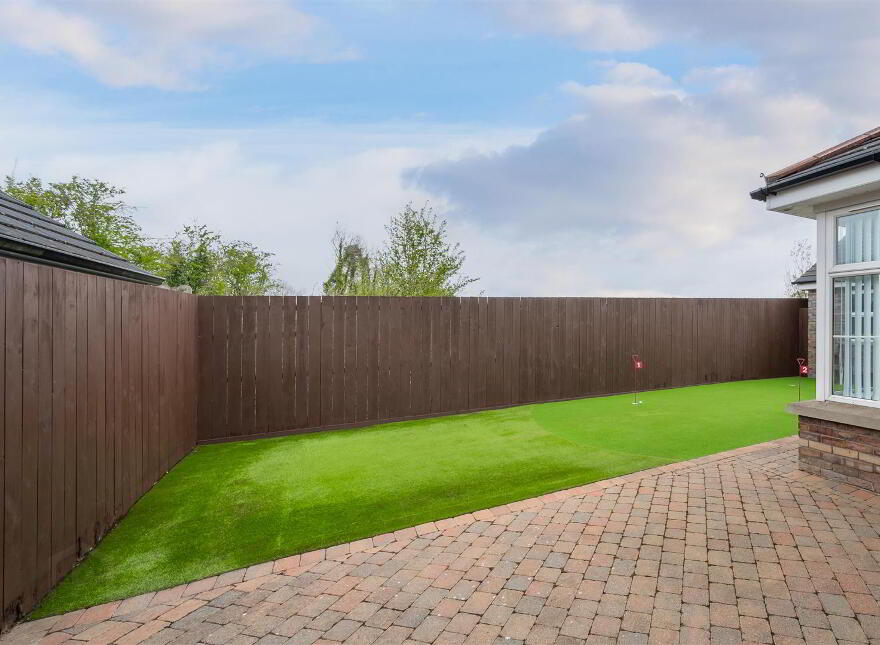 24 Russell Court, Ballyclare, BT39 9YL