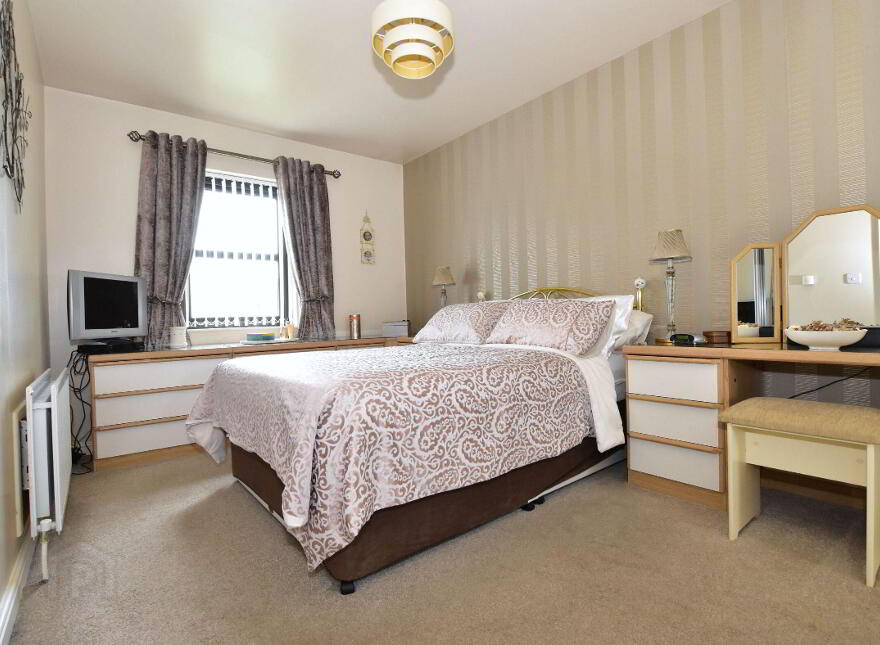 31 Lady Wallace Gardens, Lisburn, BT28 3GW