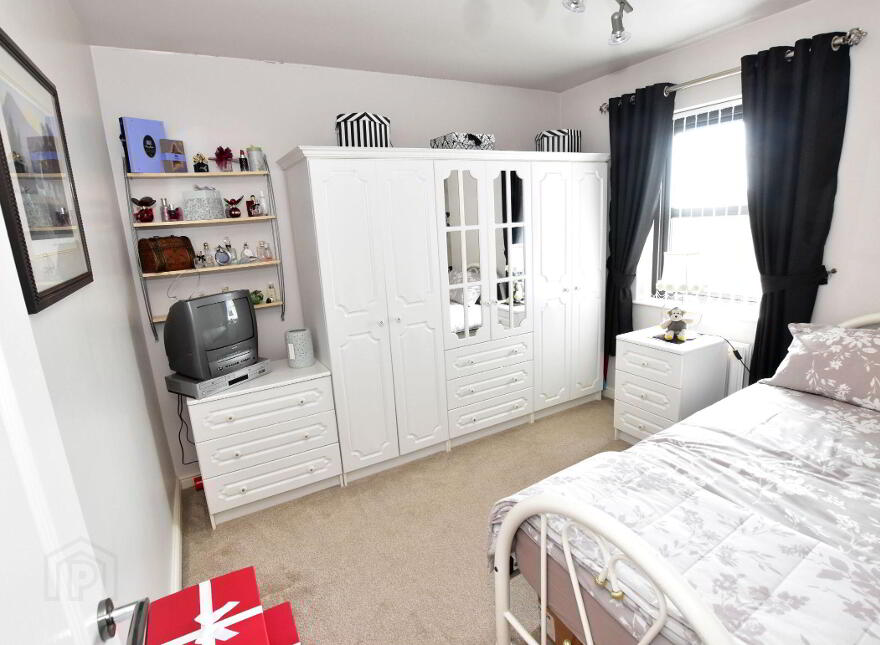 31 Lady Wallace Gardens, Lisburn, BT28 3GW