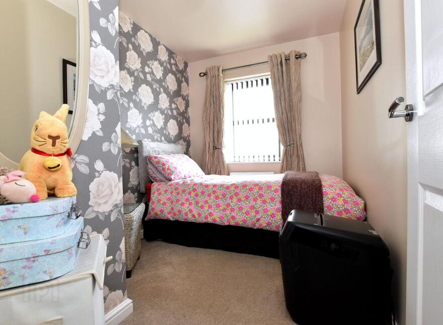 31 Lady Wallace Gardens, Lisburn, BT28 3GW