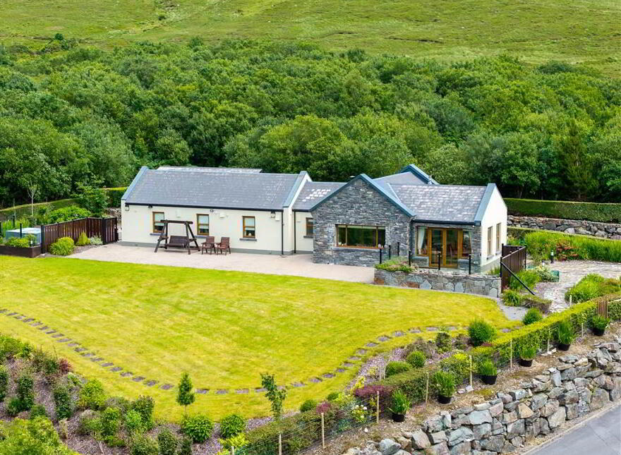 2 Killary View, Leenane, H91DPT6