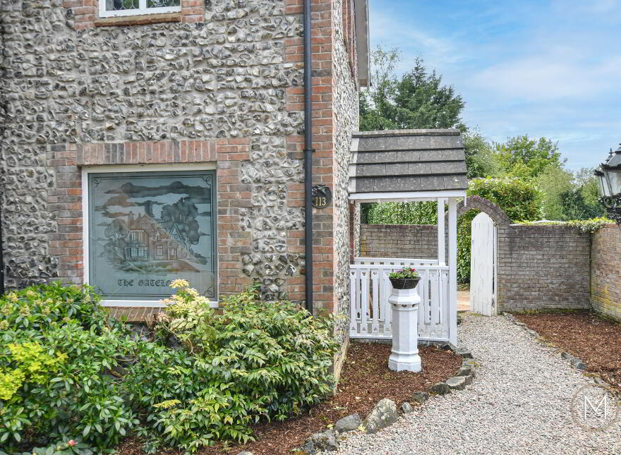 113 Belfast Road, Antrim, BT41 2AZ