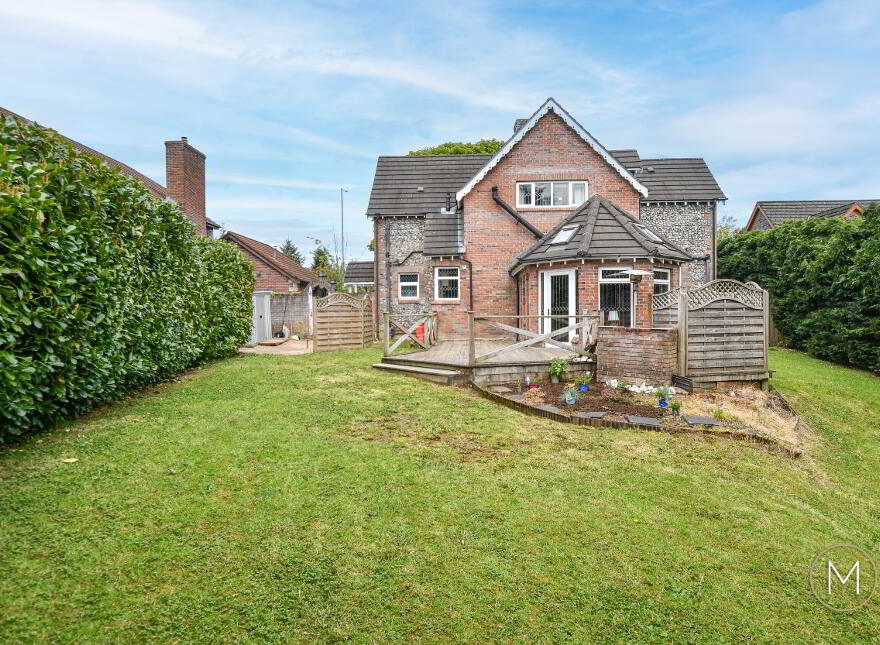 113 Belfast Road, Antrim, BT41 2AZ