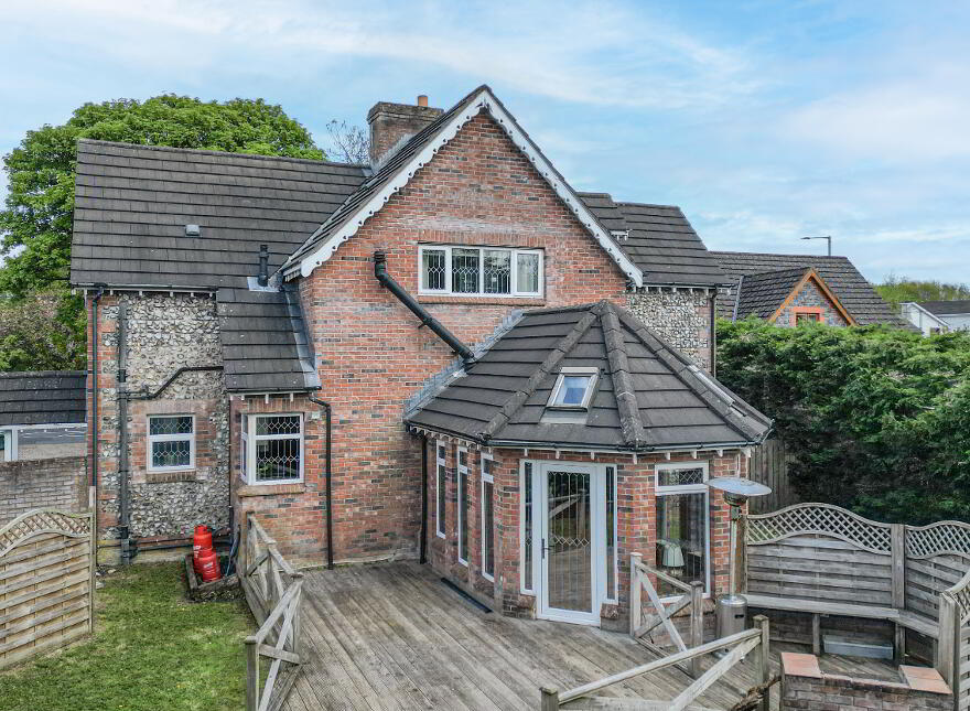 113 Belfast Road, Antrim, BT41 2AZ