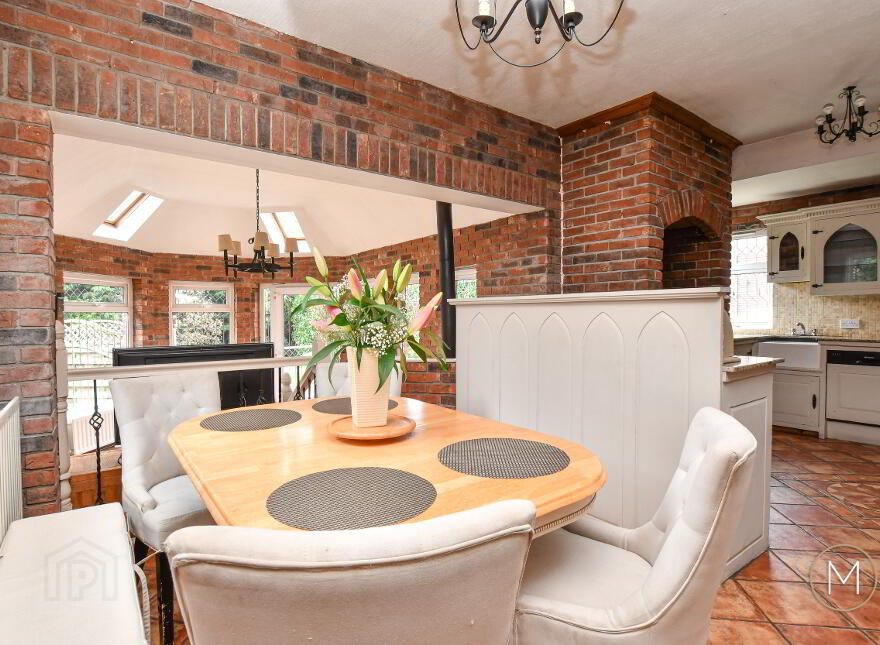 113 Belfast Road, Antrim, BT41 2AZ