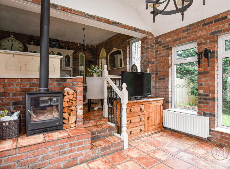 113 Belfast Road, Antrim, BT41 2AZ