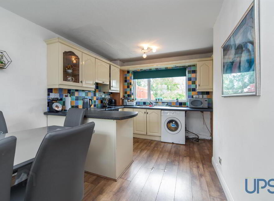 203 Laurelbank, Poleglass, Dunmurry, Belfast, BT17 0RT