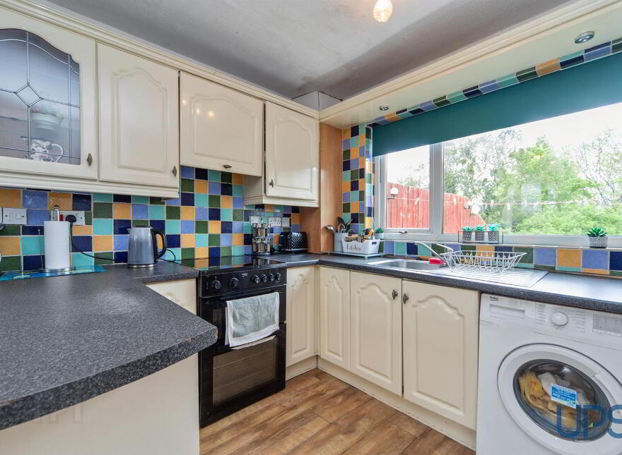 203 Laurelbank, Poleglass, Dunmurry, Belfast, BT17 0RT