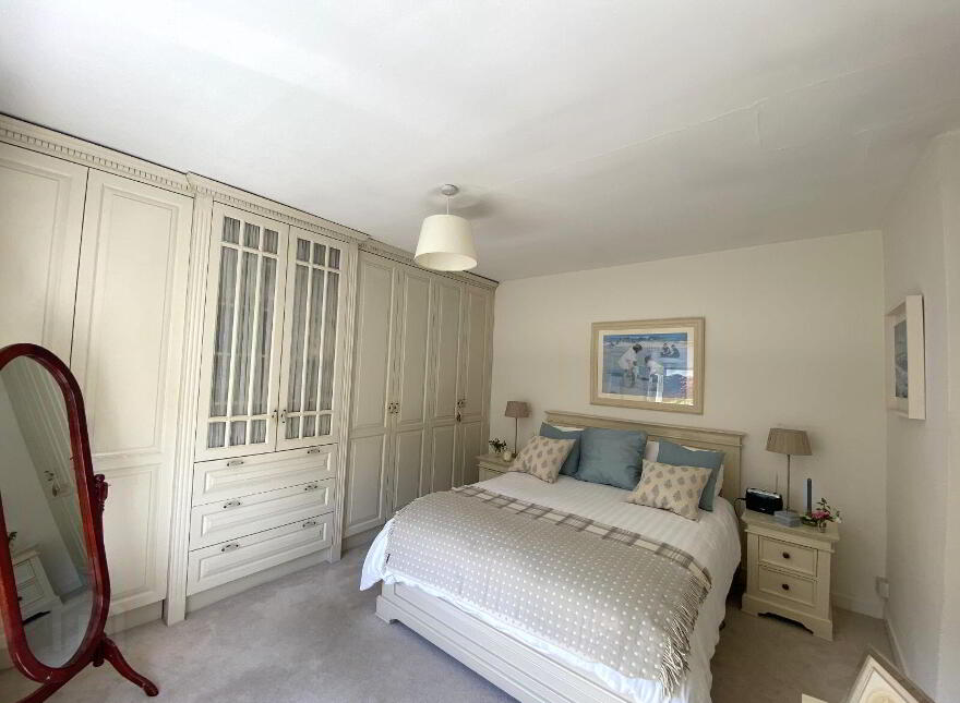 10 Inchvale Drive, Douglas, T12W3X6