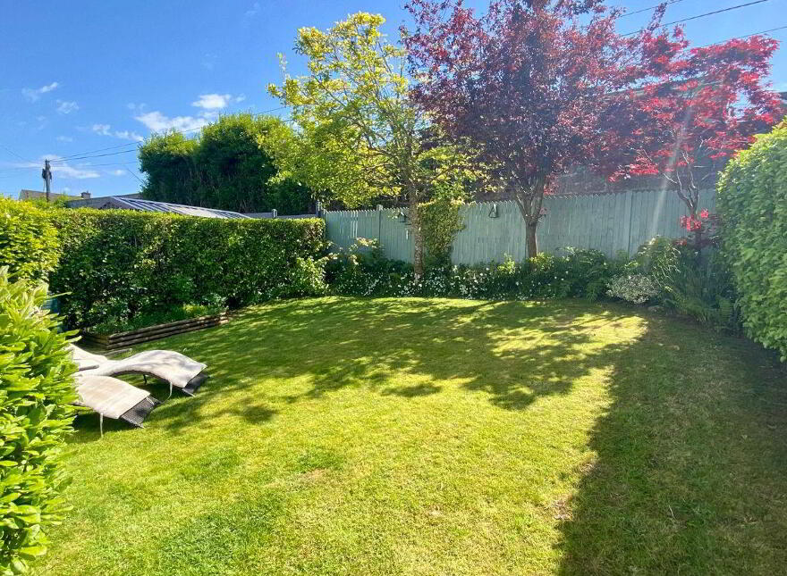 10 Inchvale Drive, Douglas, T12W3X6