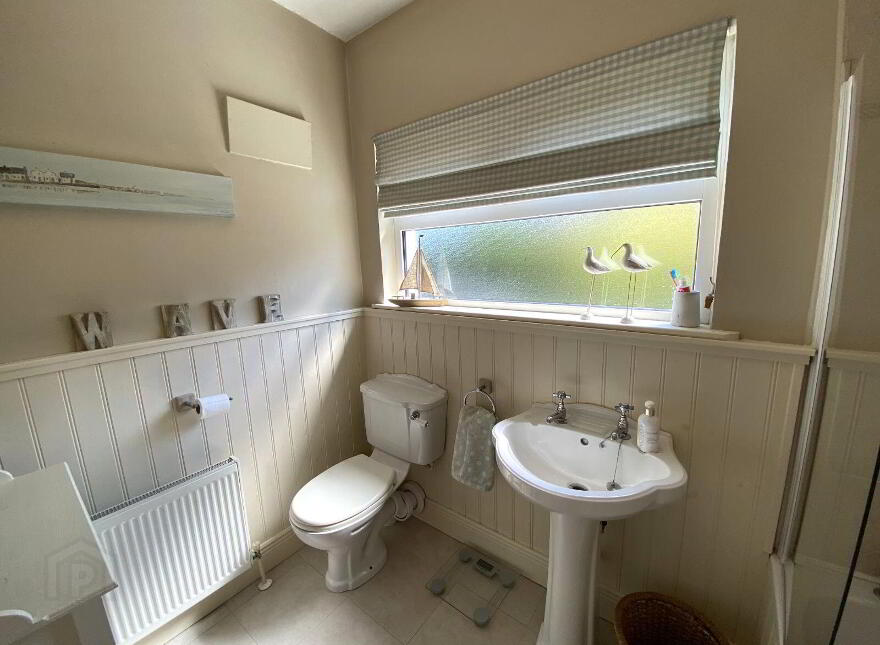 10 Inchvale Drive, Douglas, T12W3X6