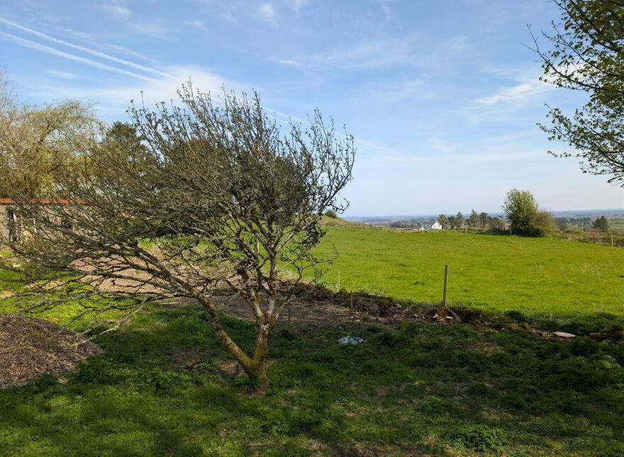 Carrowmore, Killasser, F12VN42