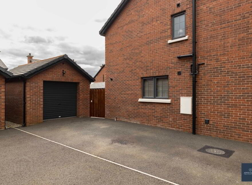 46 Beechcroft, Dollingstown, BT66 7GL