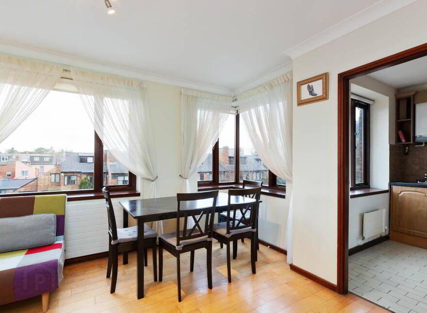 65 Merrion Village, Ballsbridge, Dublin, D04DP79