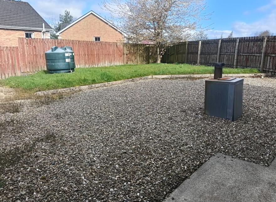 17 Garag Hill, Castlederg, BT81 7GX