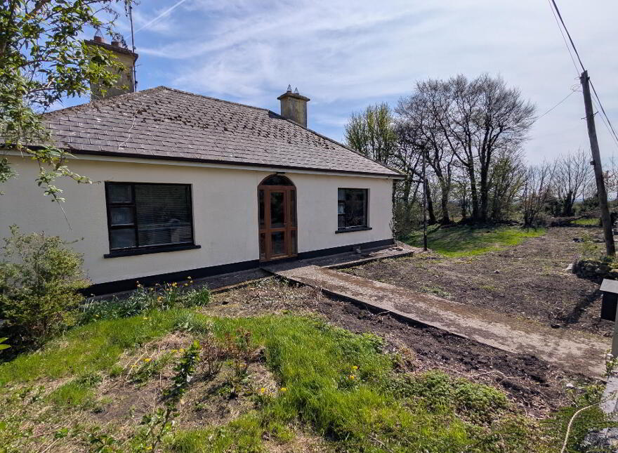 Carrowmore, Killasser, F12VN42
