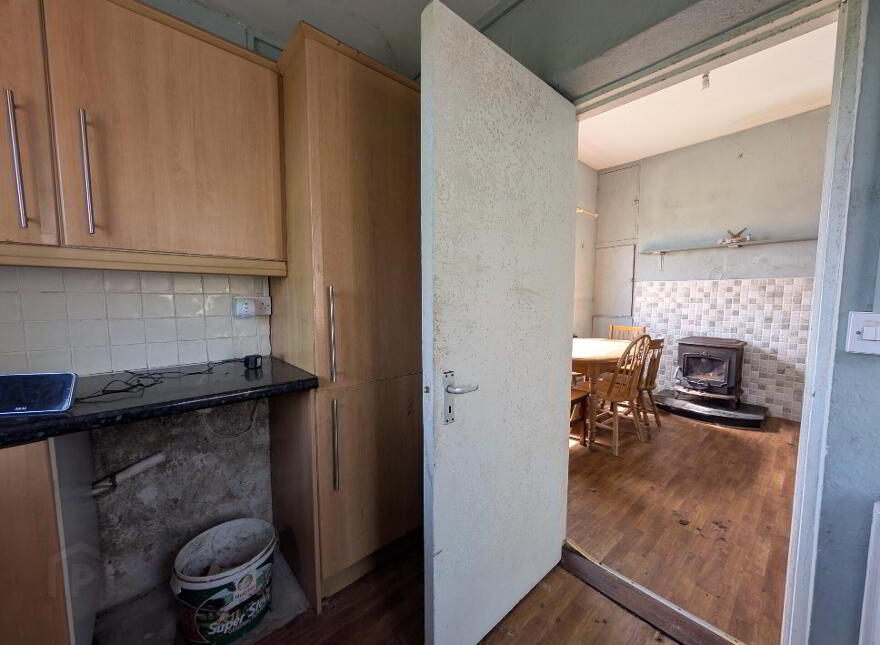Carrowmore, Killasser, F12VN42