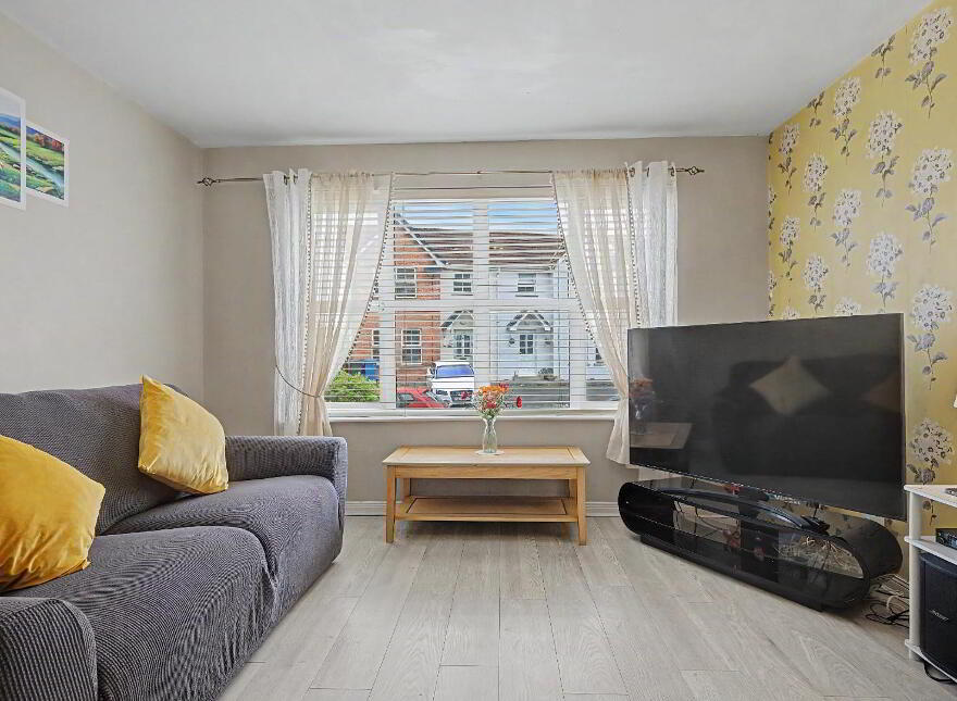 100 Good Shepherd Glen, Londonderry, BT47 2GA