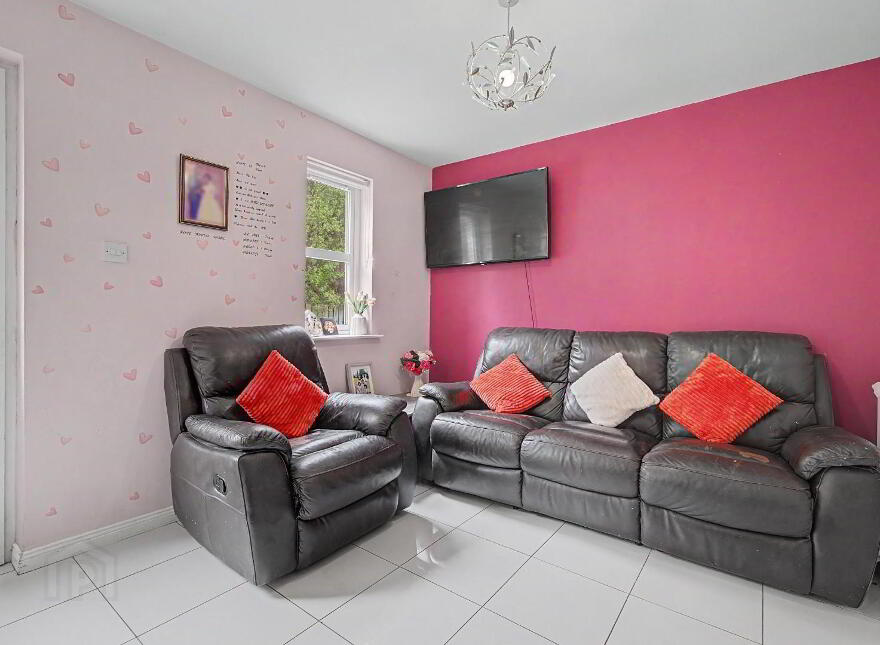 100 Good Shepherd Glen, Londonderry, BT47 2GA